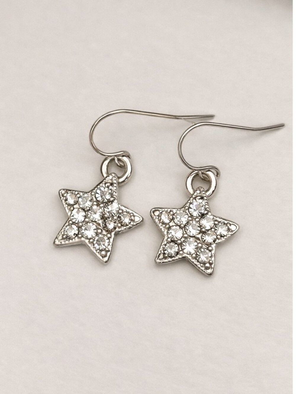 Star Earrings with Sparkle Rhinestones Silver